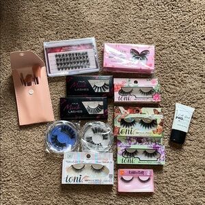 Assorted Eyelash and Makeup Brush Set